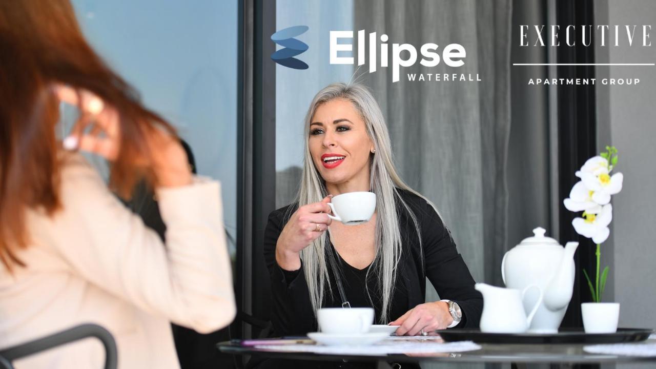 מידרנד Ellipse Waterfall Executive Apartments מראה חיצוני תמונה